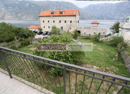 Villa for 500 000 euro in Stoliv, Montenegro