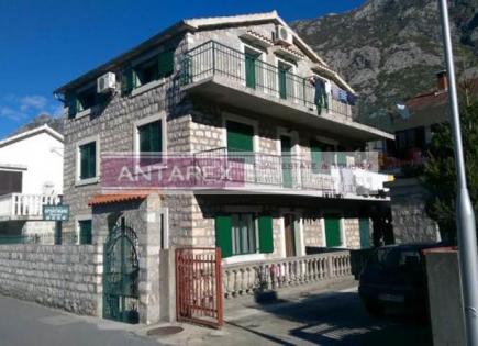 Villa for 1 300 000 euro in Dobrota, Montenegro