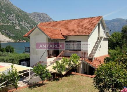 Villa for 299 000 euro in Kostanjica, Montenegro
