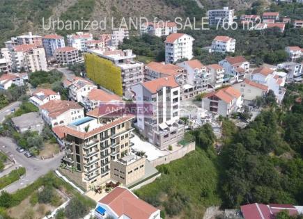 Grundstück für 750 000 euro in Becici, Montenegro