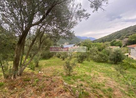 Grundstück für 220 000 euro in Kamenari, Montenegro
