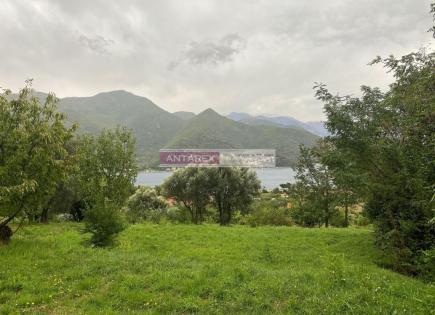 Land for 210 000 euro in Kamenari, Montenegro