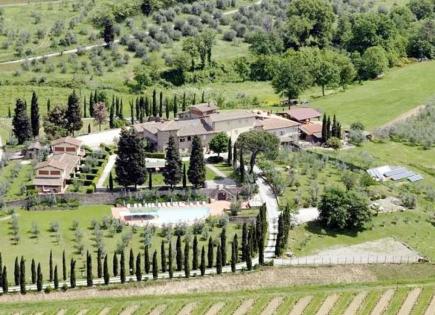 Commercial apartment building for 3 000 000 euro in Chianti, Italy