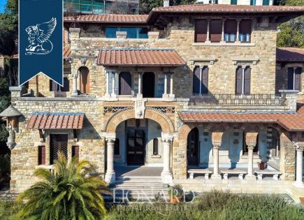 Villa for 7 800 000 euro in Genova, Italy