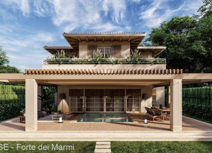 Villa for 4 000 000 euro in Forte dei Marmi, Italy