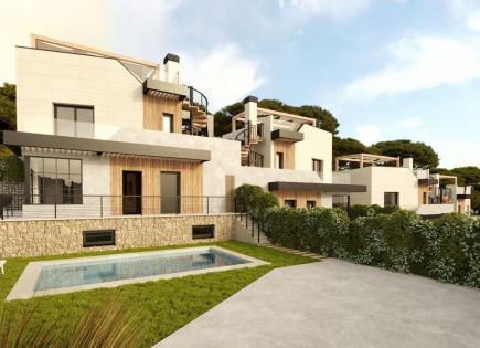 Villa for 476 200 euro in Polop de la Marina, Spain