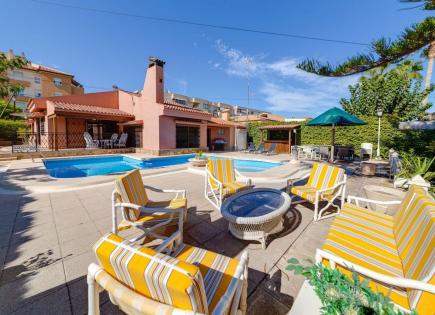Villa for 480 000 euro in Mutxamel, Spain