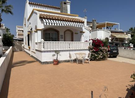 House for 299 995 euro in Orihuela Costa, Spain