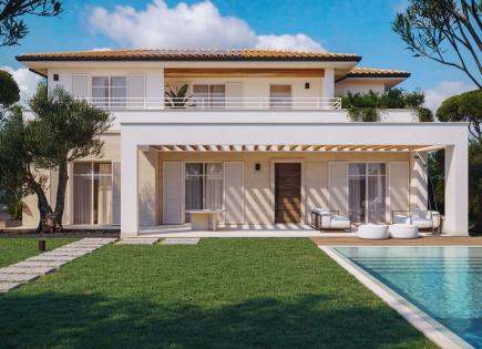 Villa for 2 900 000 euro in Marina di Pietrasanta, Italy