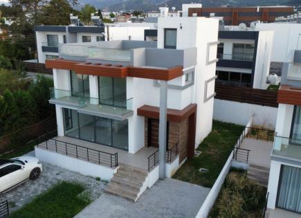 Villa for 458 015 euro in Alsancak, Cyprus
