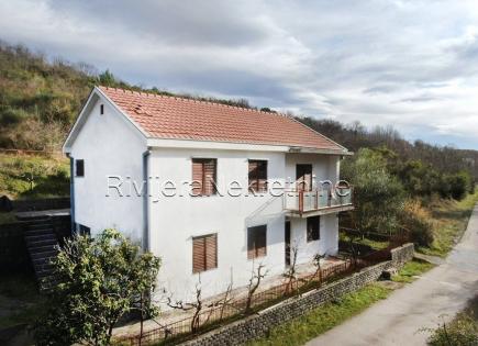 Haus für 130 000 euro in Herceg-Novi, Montenegro
