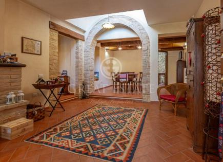 Casa para 155 000 euro en Spoleto, Italia