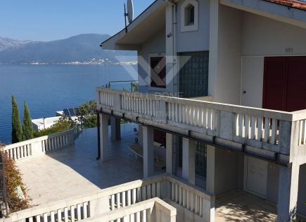 House for 787 500 euro in Tivat, Montenegro
