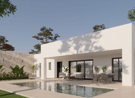 Villa for 218 000 euro in La Romana, Spain
