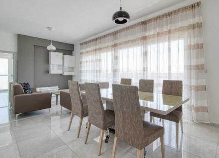 Penthouse for 800 000 euro in Limassol, Cyprus