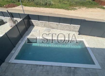 House for 649 000 euro in Novigrad, Croatia
