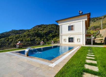 Villa for 814 000 euro in Gazipasa, Turkey