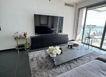 Apartment for 2 806 euro per month in Herzliya, Israel