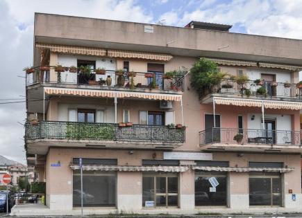 Apartment für 38 000 euro in Scalea, Italien