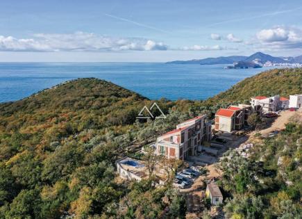 Villa for 720 000 euro in Rezevici, Montenegro