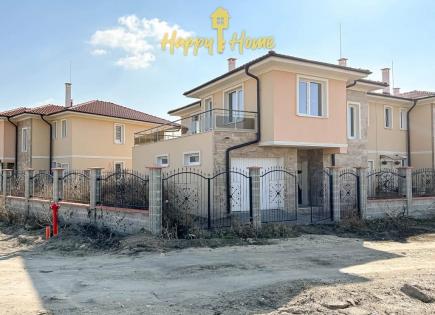 Cottage for 215 000 euro in Pomorie, Bulgaria
