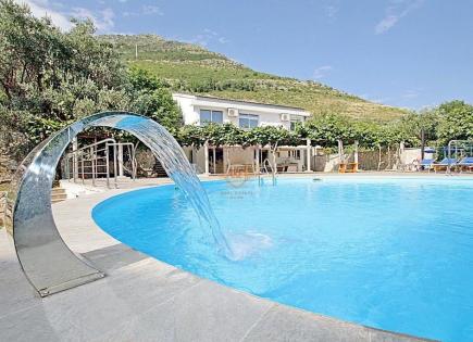House for 630 000 euro in Budva, Montenegro