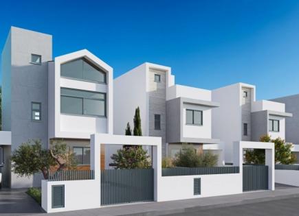 Villa for 679 000 euro in Larnaca, Cyprus
