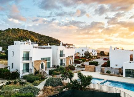 Villa for 253 252 euro in Kyrenia, Cyprus