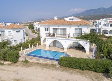 Villa for 1 396 589 euro in Esentepe, Cyprus