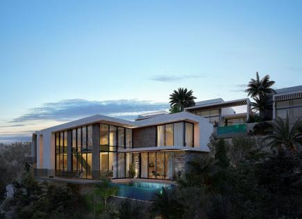 Villa for 2 600 780 euro in Kyrenia, Cyprus