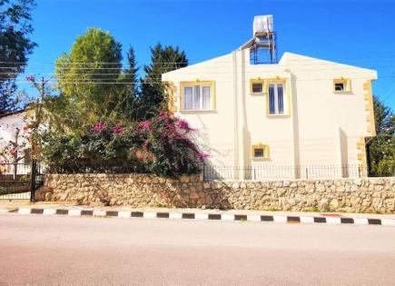 Villa for 262 200 euro in Alsancak, Cyprus
