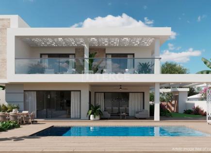 Villa for 1 035 000 euro in Rojales, Spain