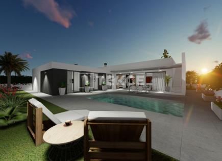 Villa for 485 000 euro in Pulpi, Spain