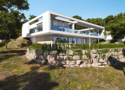 Villa for 2 060 000 euro in San Miguel de Salinas, Spain