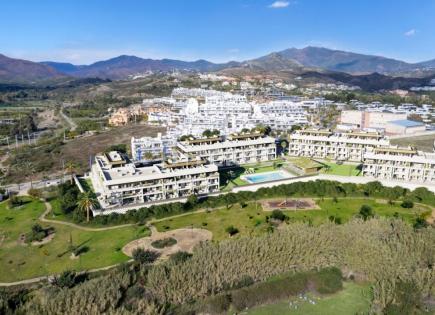 Apartamento para 463 000 euro en Estepona, España