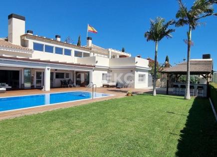 Villa for 1 775 000 euro in Malaga, Spain