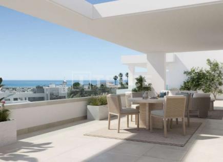 Apartment for 309 000 euro in Estepona, Spain