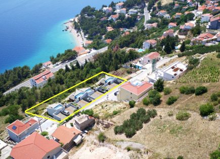 Land for 710 000 euro in Omis, Croatia