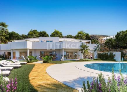 Apartment for 301 000 euro in Estepona, Spain