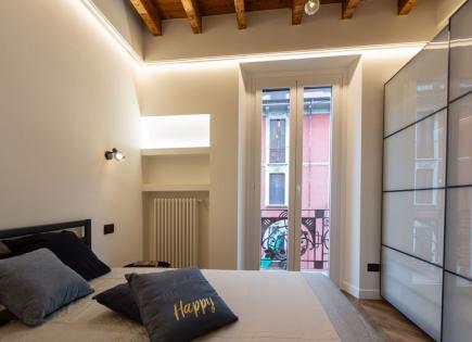 Apartamento para 312 000 euro en Milán, Italia