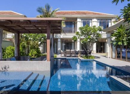 Villa for 563 306 euro in Danang, Vietnam