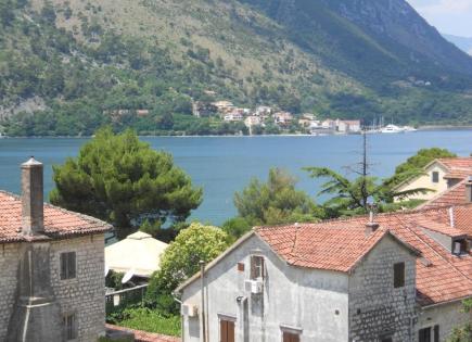 Penthouse for 194 000 euro in Kotor, Montenegro