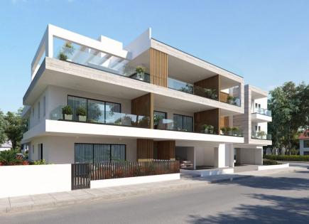 Penthouse for 300 000 euro in Larnaca, Cyprus