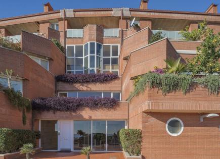 Loft for 2 800 euro per month in Castelldefels, Spain
