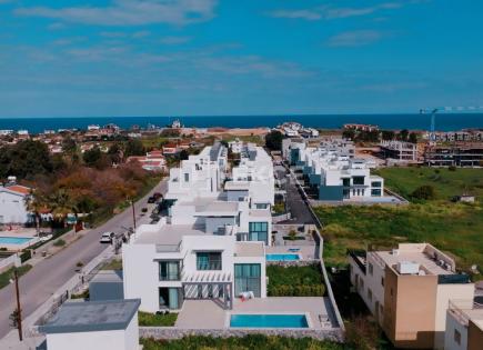 Villa for 585 000 euro in Kyrenia, Cyprus