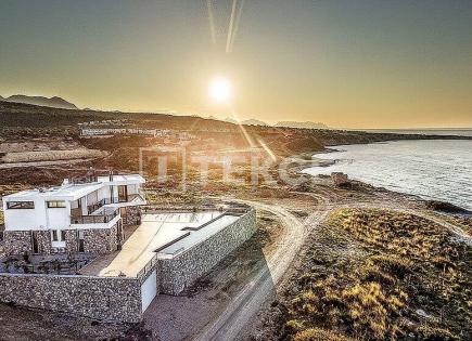 Villa for 632 000 euro in Kyrenia, Cyprus