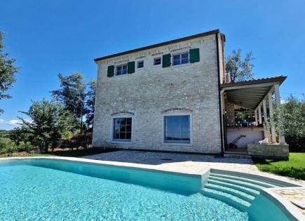 House for 630 000 euro in Vizinada, Croatia