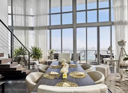 Penthouse for 4 432 433 euro in Miami, USA
