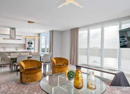 Appartement pour 1 582 285 Euro à Miami, États-Unis