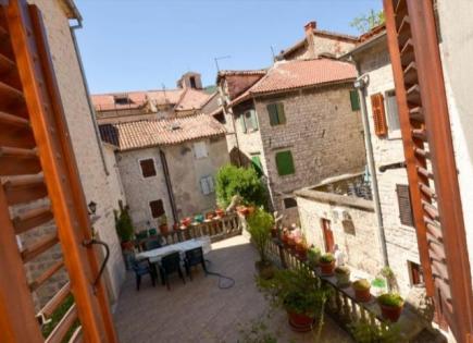 Casa para 900 000 euro en Kotor, Montenegro
